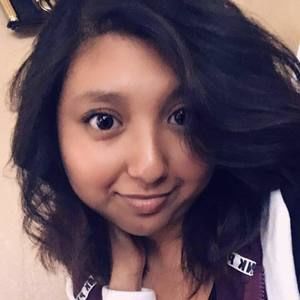 Meet your Posher, Roxana